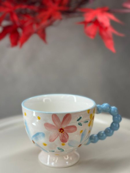 فنجان هاند ميد ورد أبيض(3)